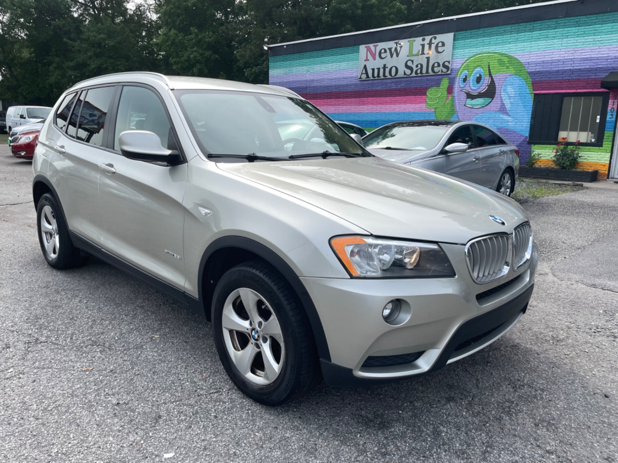 photo of 2012 BMW X3 xDrive 28i AWD - Absolutely Stunning! Local Trade-in!!